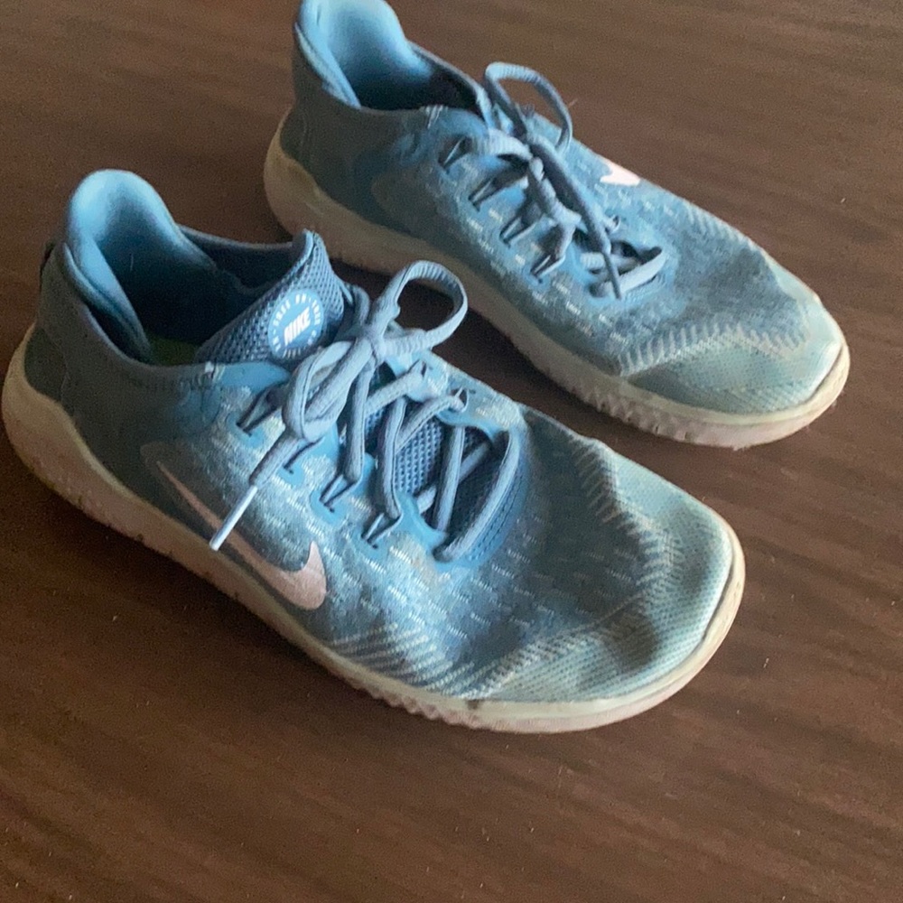 Nike Free Run Sneakers